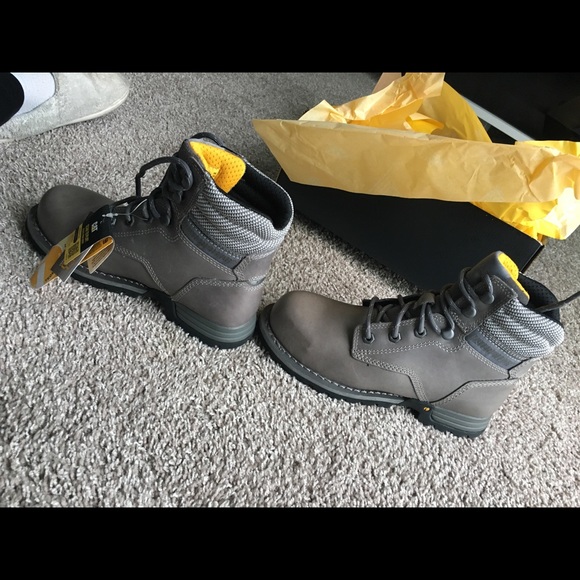 Caterpillar women’s steel toes - Picture 3 of 12